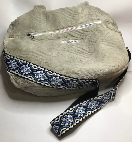 Handtasche aus Plüsch